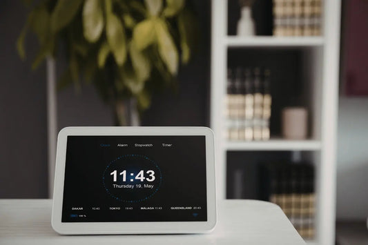 Dementia Clock: How It Helps Reduce Confusion and Anxiety for Loved Ones