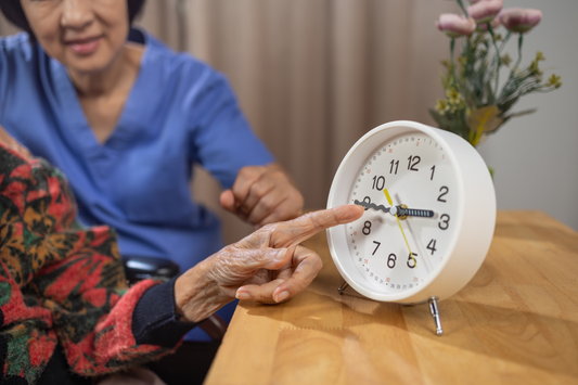 Types of Dementia Clocks for People with Dementia (Complete Guide for Caregivers)