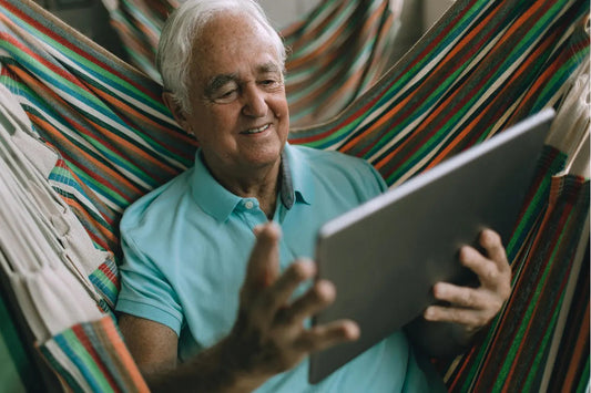 Best Dementia Clocks (2026): Honest Comparison of Idem, RecallCue, Relish Day Hub, DayClox & Memoryboard